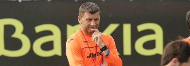 Djukic desconecta a su plantilla