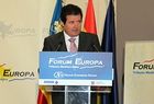 Císcar niega que la Generalitat se plantee devolver competencias al Estado