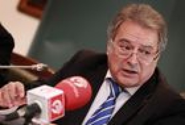 Rus sobre los 1.628 empleados de RTVV: 