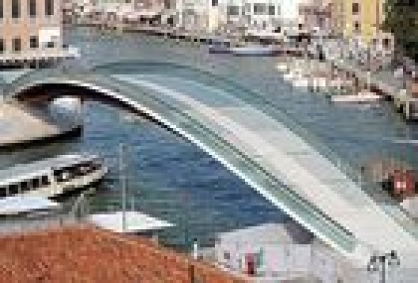Aplazan un año el proceso a Calatrava por el sobrecoste del puente de Venecia