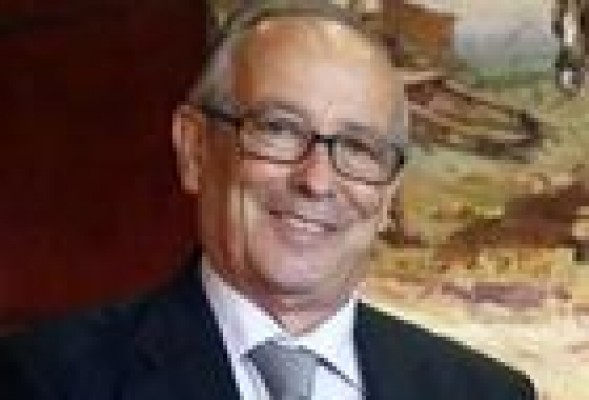 El juez atribuye al expresidente de Ruralcaja un posible delito societario por una operación en Valencia
