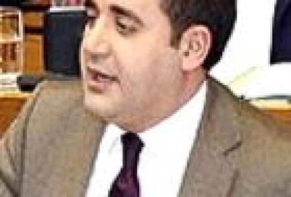 El debate de RTVV revuelve en su escaño hasta al ex líder socialista Jorge Alarte