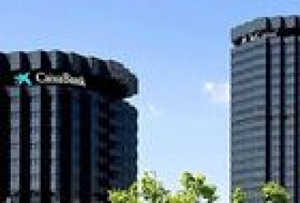 La bolsa castiga con saña los títulos de CaixaBank tras la venta parcial de La Caixa