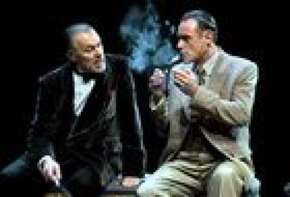 Teatro: El 'veneno' de Sirera