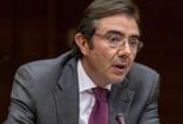 Les Corts preparan la 'legalización' de los consejeros de RTVV