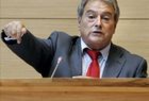Rus subraya que firmó el indulto de Hernández Mateo porque 