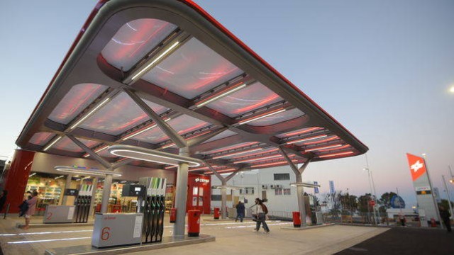 Los dubaitíes lo tienen claro: Cepsa volverá a cotizar cuando se disipe la incertidumbre