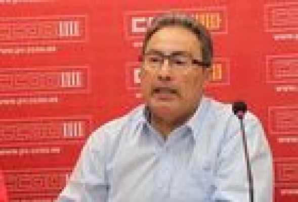 Sindicatos y patronal barajan la vía judicial para reclamar la deuda al Consell