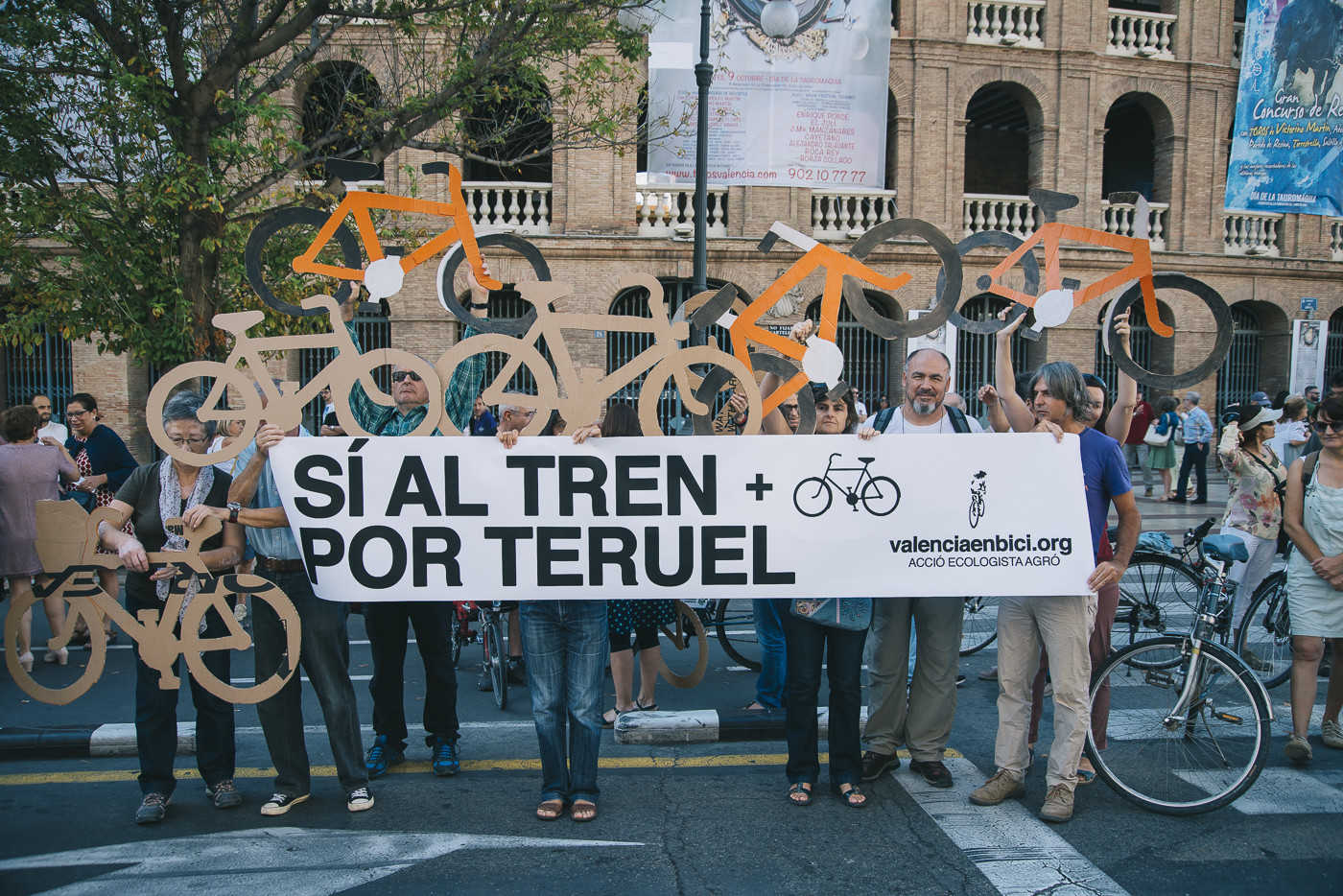 Adif anuncia obras de 65 millones en el corredor cántabrico-mediterráneo antes de final de año