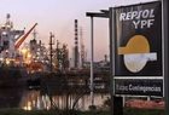 Repsol contrata a Deutsche Bank para el preacuerdo con Argentina