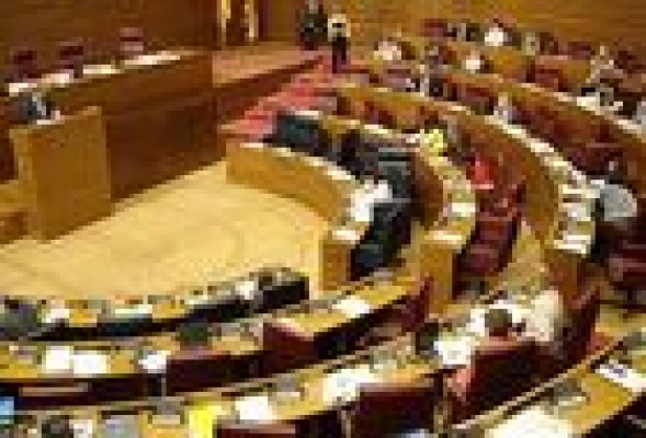 El PP aprueba en Les Corts reducir de seis a cinco los miembros del Consell Jurídic Consultiu