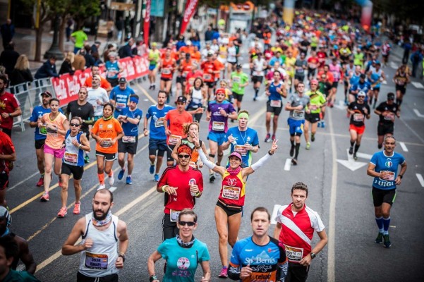 Los podólogos aconsejan a los 'runners' hacerse un estudio biomecánico y escoger zapatillas adecuadas