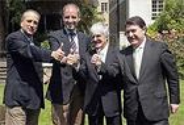 El primer contrato de la Fórmula 1 o el inicio de una 'trama' a tres bandas
