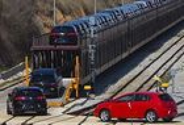 El Corredor Mediterráneo llegará a la planta valenciana de Ford en 2015