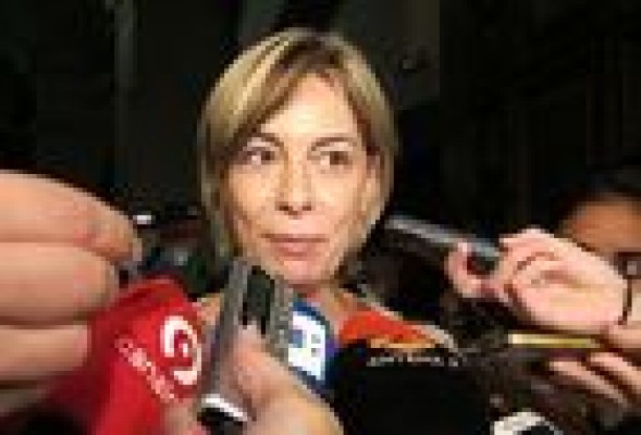 Castedo se rebela contra la Diputación de Alicante y el Consell