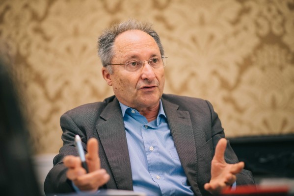 Llinares pide más derechos laborales para el personal de la Agencia Antifraude