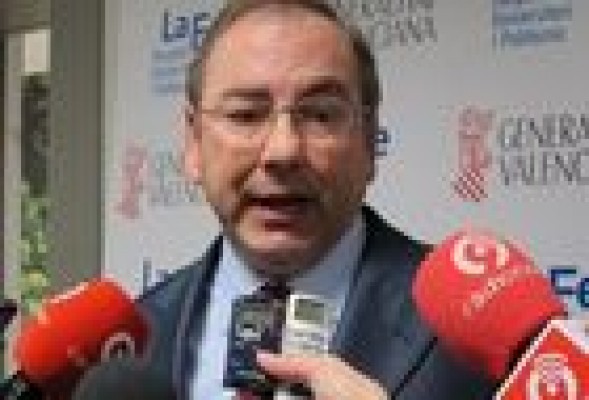 Sigue el goteo: el juez imputa al exconseller de Sanidad Luis Rosado por el caso Gürtel
