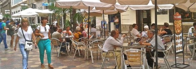 Subir la persiana en el centro no es apto para todos los bolsillos