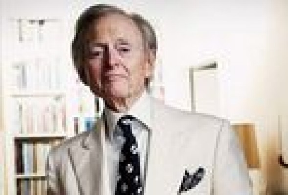 Tom Wolfe visita por primera vez España para presentar su novela 'Bloody Miami'