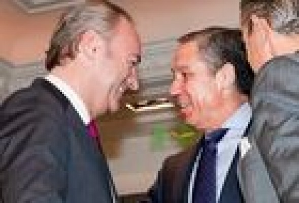 <em>Misteriosa encuesta sobre el regreso de Eduardo Zaplana</em>