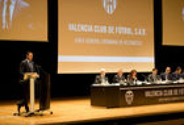 Bankia no refinanciará la deuda del Valencia CF y exige la llegada de un comprador