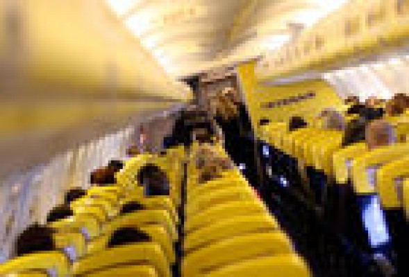 Ryanair cancelará en enero la ruta entre Sevilla y Valencia