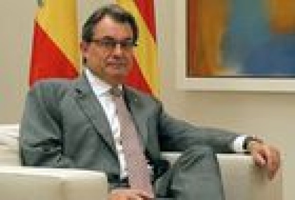 <em>El reto soberanista catalán quiebra el índice de confianza   </em>