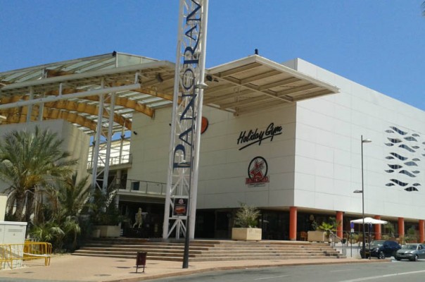 Medimotors solicita ahora permiso al Puerto para dar cabida a oficinas en Panoramis