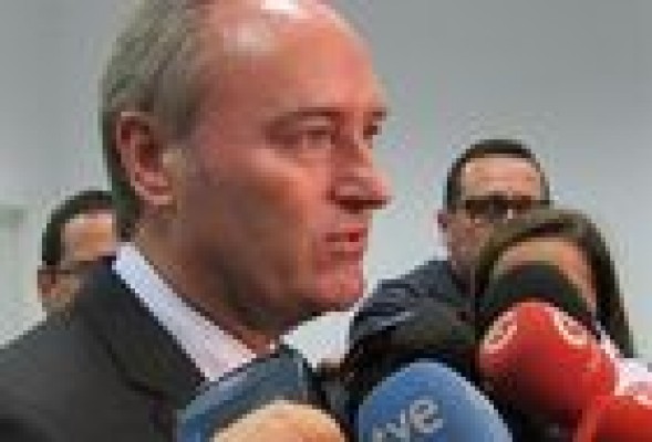 A Alberto Fabra le parece 