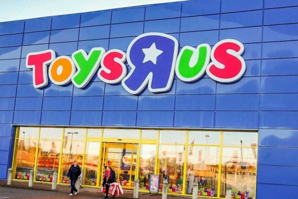 La quiebra de Toys'r'Us 'llega' a Alicante: Famosa pierde un 5% de ventas e Injusa, un 2%