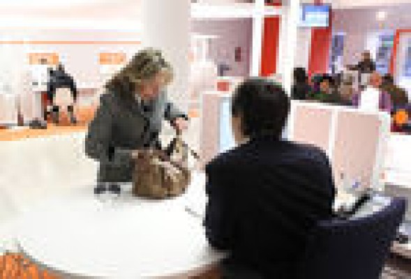 El no va más de la banca: presta menos y capta más entre su clientela