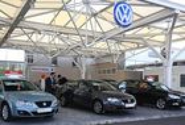 Los concesionarios valencianos aumentan la venta de coches un 6%