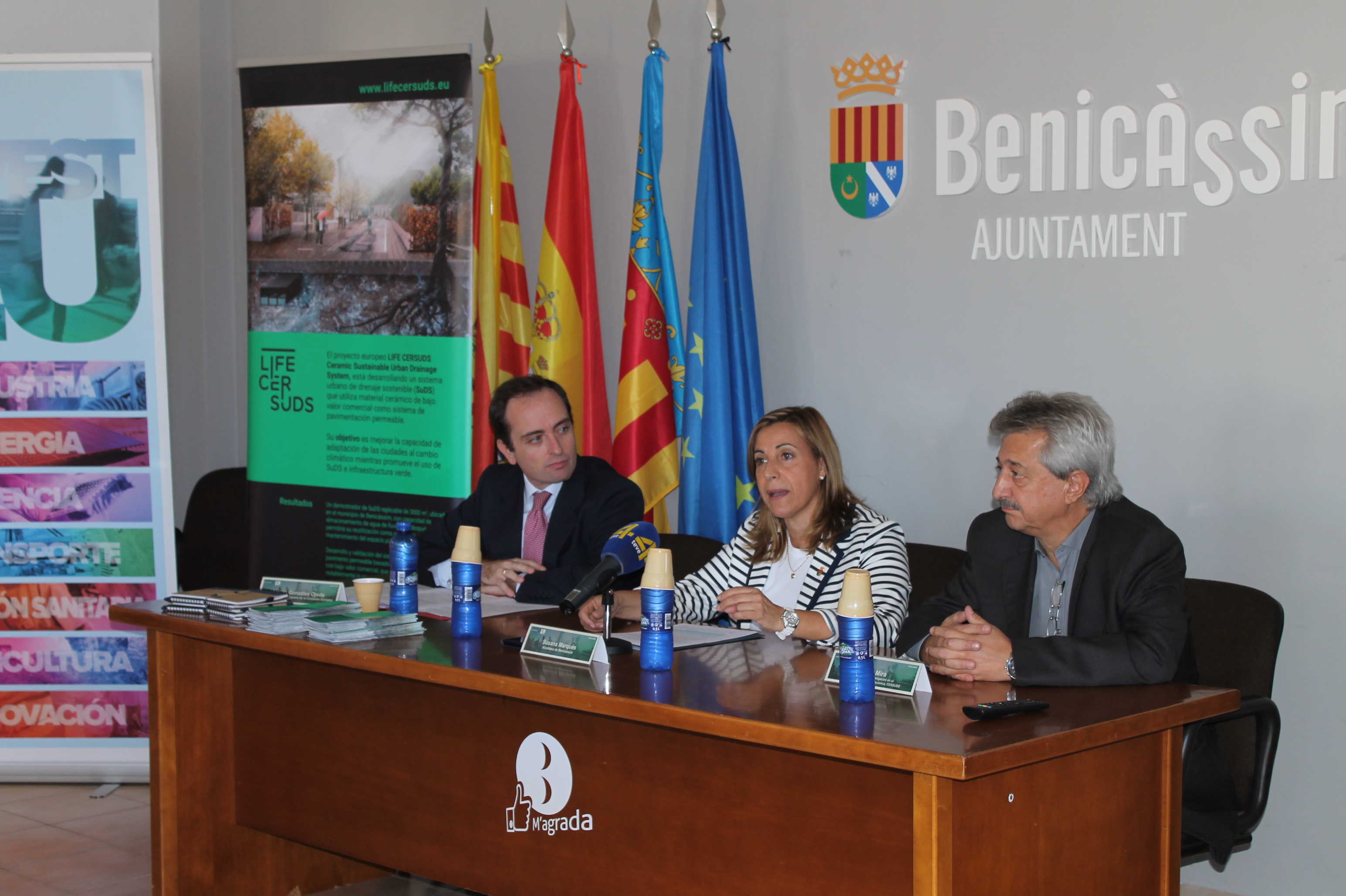 Benicàssim instala un nuevo pavimento que previene inundaciones y reutiliza el agua