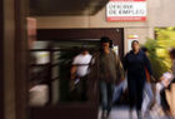 <em>Menos parados, menos personas trabajando: nada que celebrar</em>