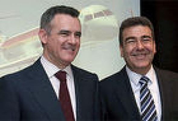 Air Nostrum negocia ya con un reducido grupo de inversores la venta de la compañía