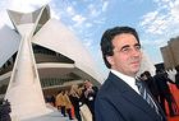 El Consell quitará el trencadís del Palau de les Arts y critica a Calatrava