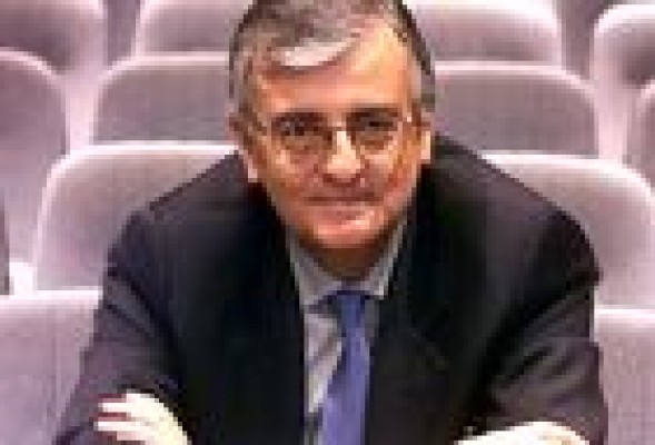 Dos centenares de fiscales denuncian el nuevo régimen de sustituciones en la carrera fiscal