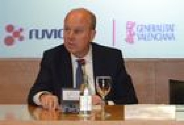 Buch quiere duplicar el volumen de fondos europeos hasta 500 millones