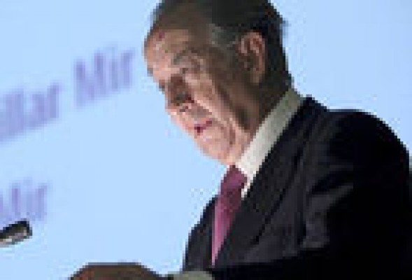 Villar Mir por fin entra en Colonial casi un año después de que sonara su aterrizaje