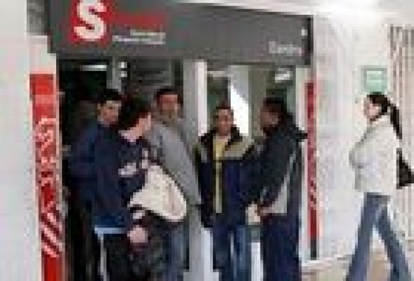 El Consell redujo en un 50% la partida de empleo joven en 2013