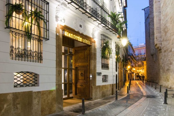 El histórico Café Madrid reabre sus puertas