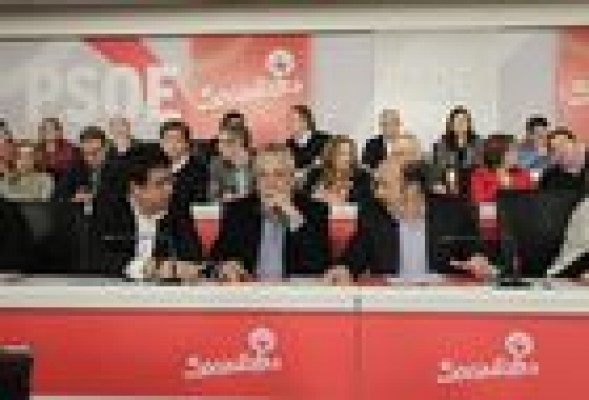 La dirección del PSOE tendrá la última palabra sobre si abren a simpatizantes las primarias autonómicas