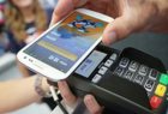 Los españoles quieren pagar en comercios con su móvil o tableta