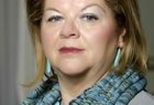 Amparo Bertomeu: <br />