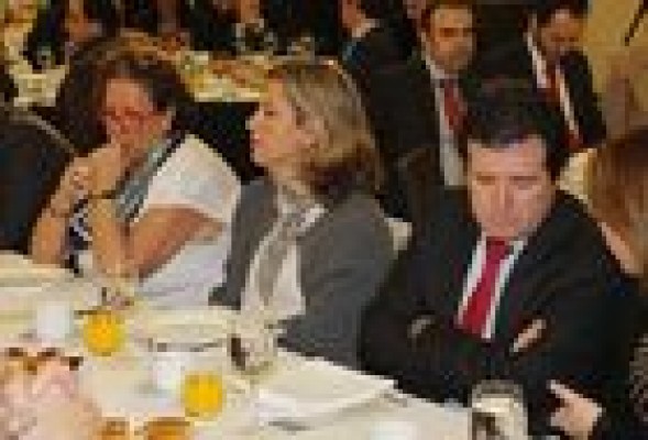 Los correctivos de Salvador Navarro a la clase política local