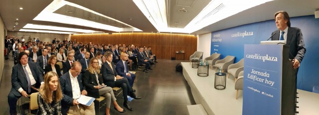 'Castellón Plaza' reúne en el Hotel Intur a 150 empresarios para analizar el sector inmobiliario