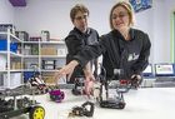 Science Fantasy, <br />una escuela para crear videojuegos y robots