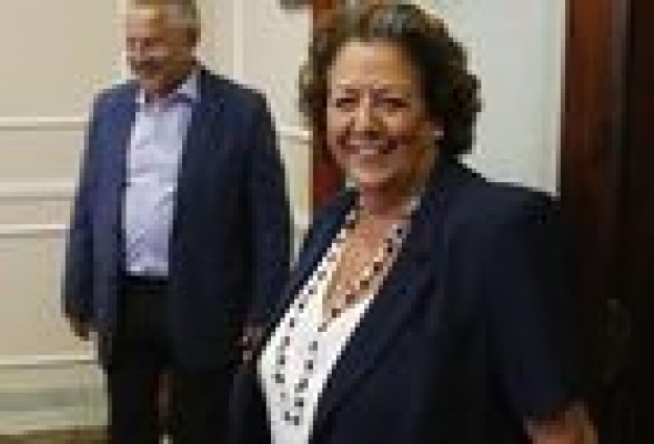 El Ayuntamiento pide por unanimidad al Consell revisar el copago en servicios sociales