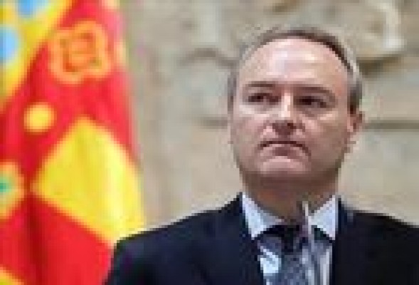 Fabra afirma que no se puede acabar con la AVL porque está en el Estatuto