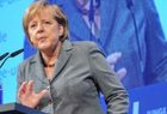 Merkel pide paciencia a los sindicatos